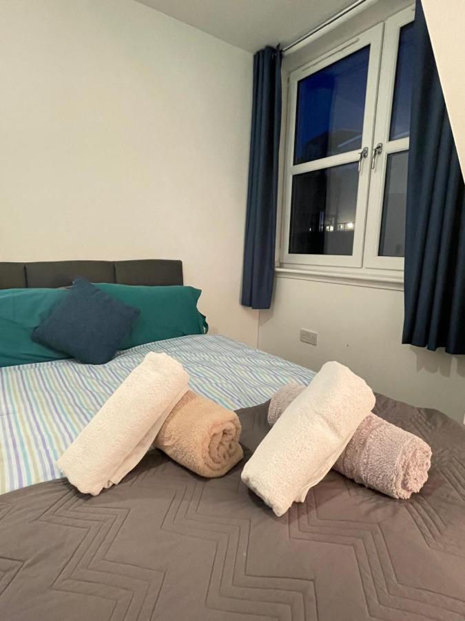 Carvetii - Edward House D - 2 Dbl Bed 2Nd Floor Flat Lägenhet Dunfermline Exteriör bild